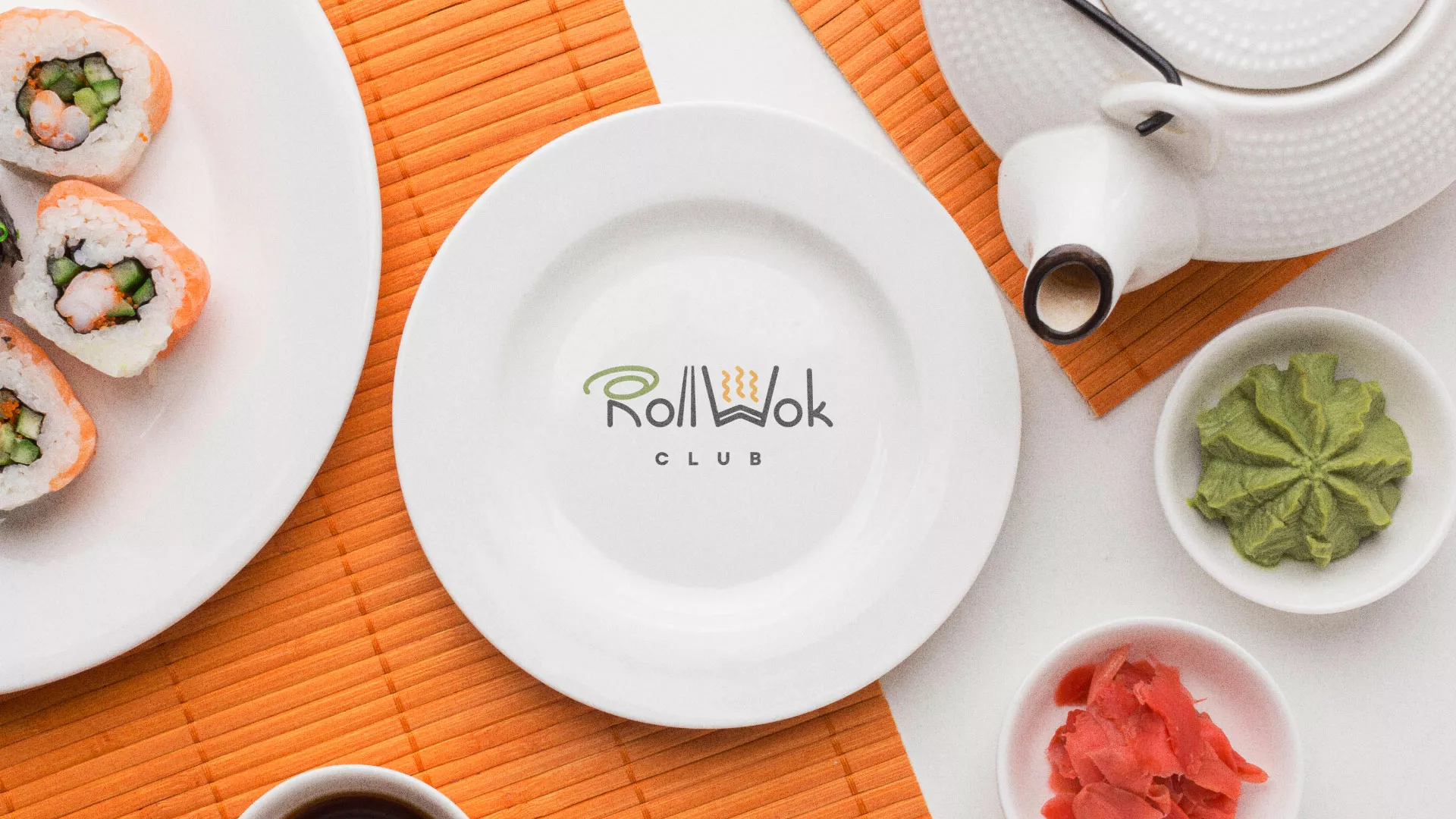 Разработка логотипа и фирменного стиля в Усть-Каменогорске для суши-бара «Roll Wok Club»